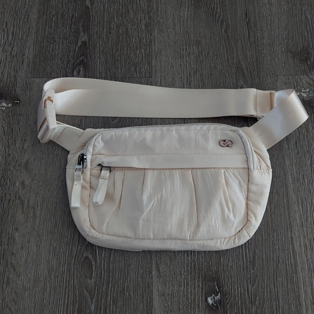 Calia by Carrie Underwood Fanny Pack Waist Bag